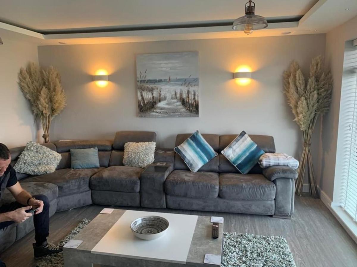 3 Bedroom Deganwy Sea View Beach House Ll31 Buitenkant foto