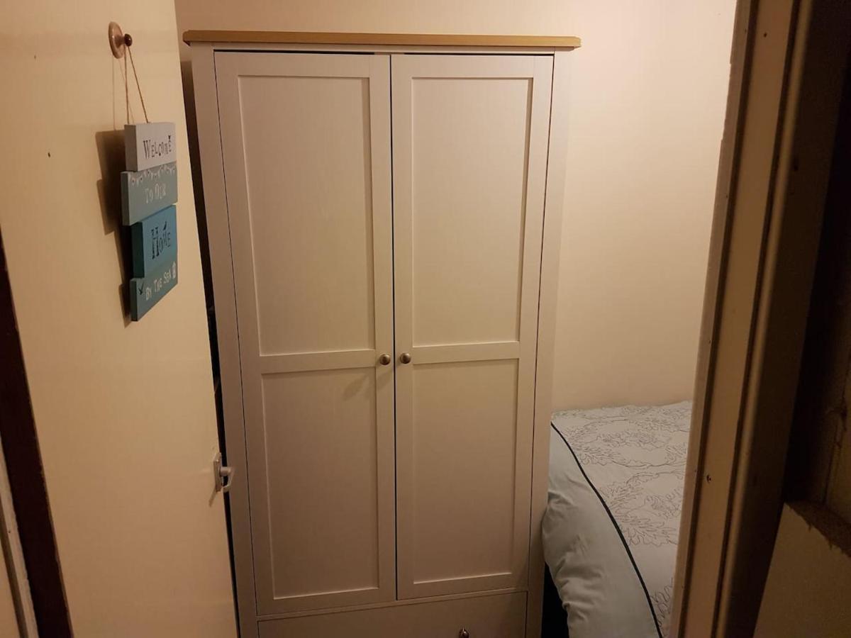 3 Bedroom Deganwy Sea View Beach House Ll31 Buitenkant foto